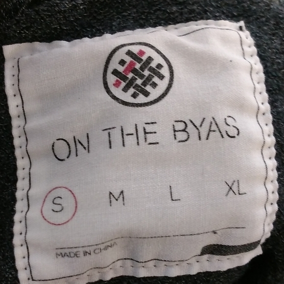 On the Byas Light Weight Hoodie with Tribal Print - Picture 7 of 7